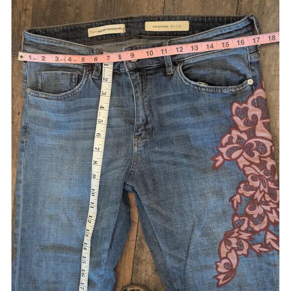 Anthropologie Pilcro Slim Boyfriend Floral Embroidered Jeans 31 - Picture 6 of 6